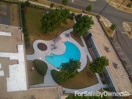 sky view of pool at penthouse : have a cookout