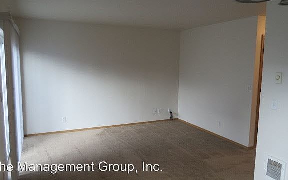 5th image of 3500 NE 50th Ct APT 10