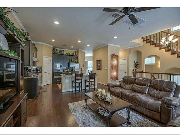 5th image of 2847 Kings Retreat Cir
