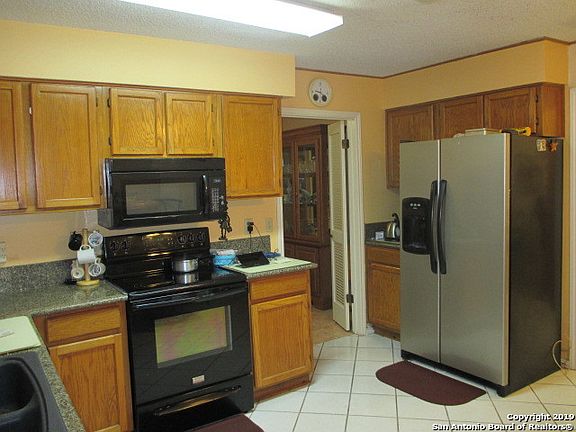 4th image of 13818 Woodbreeze St
