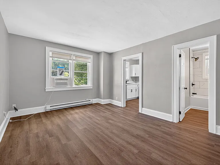 1201 Tallwood St #2 — Photo 12