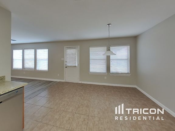3rd image of 1136 Honeywell Dr