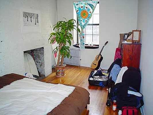 Rented by Chartwell Manhattan Realty | media 10