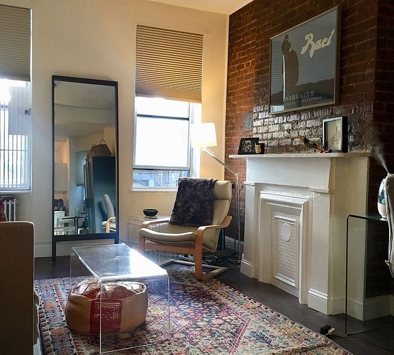 1st image of 220 E 27th St APT 19