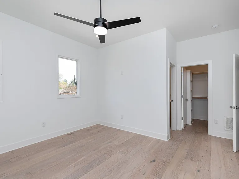 2161 Mayview Rd — Photo 25
