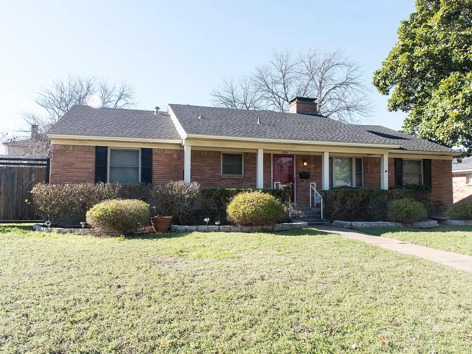 3 bed, 1889 sqft, $2,500 — Photo 1