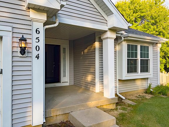 3rd image of 6504 Fairfax Ct