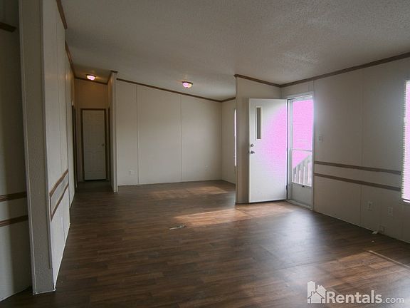 5th image of 1101 Redman Dr