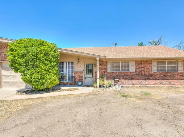 246 Edgewood Cir, San Angelo, TX 76903