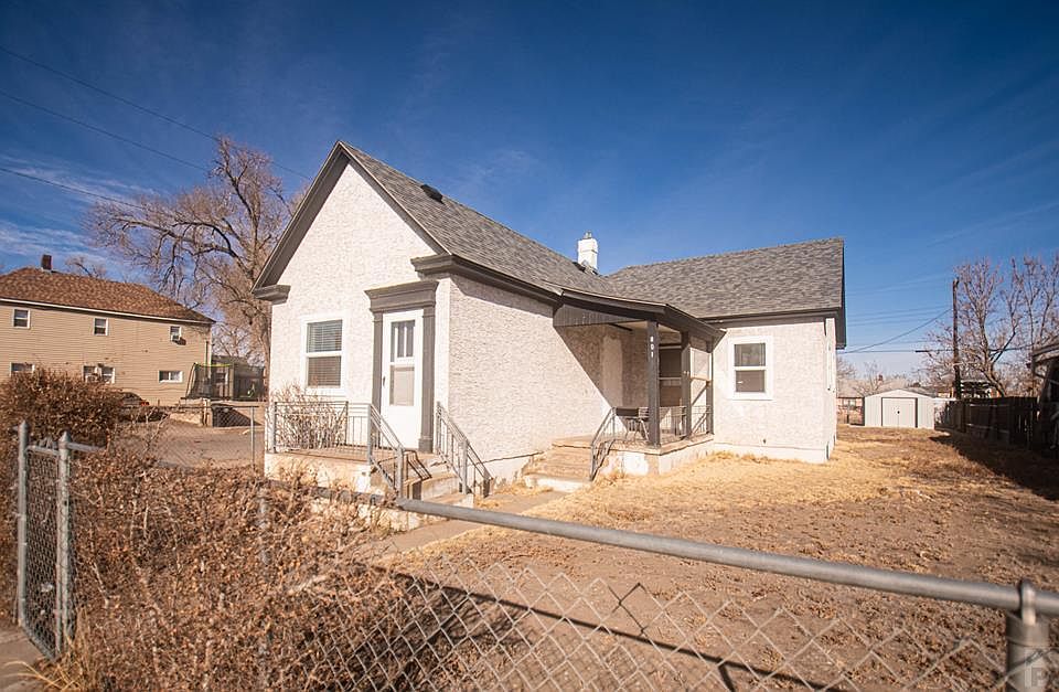 1st image of 801 E Northern Ave