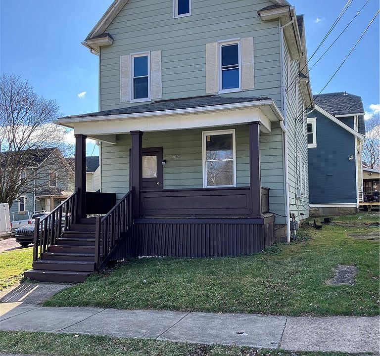 1st image of 400 3rd St