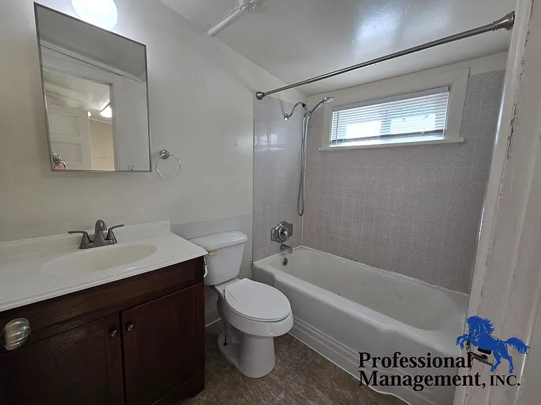 312 Wyoming Ave — Photo 6