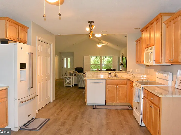 33718 Chatham Way — Photo 19