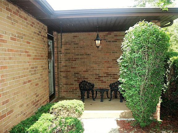 3rd image of 6321 N Akron Dr