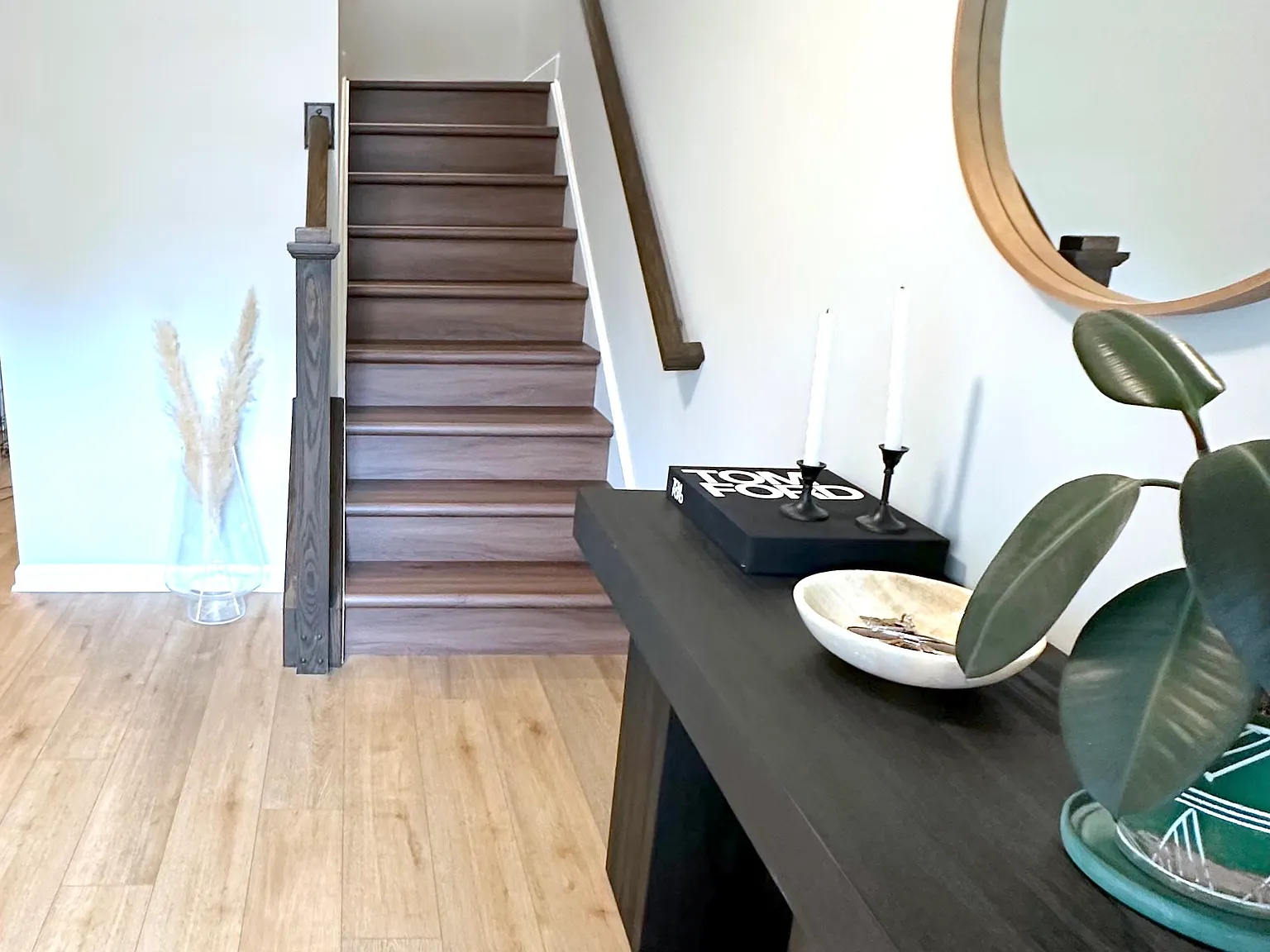 3 bed, 2.5 bath, 1900 sqft, $2,500 — Photo 2