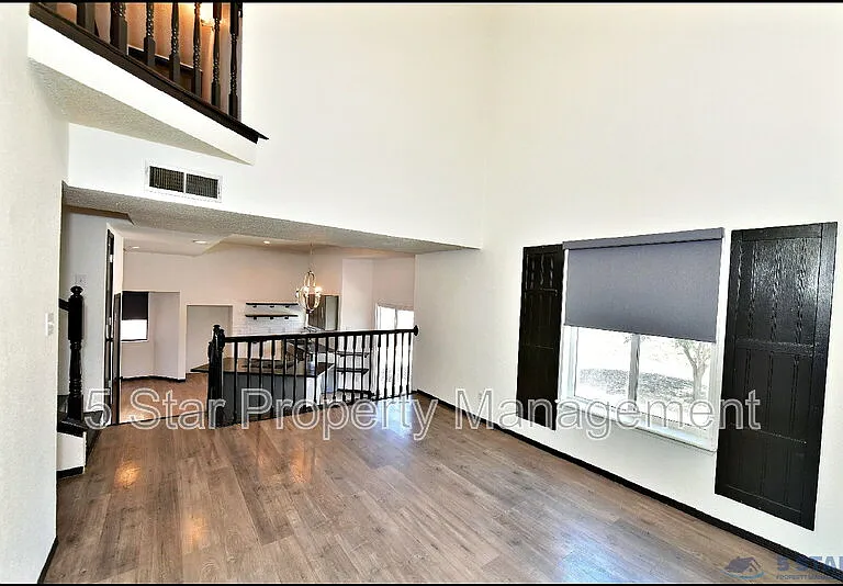 7249 Imperial Ridge Dr — Photo 23