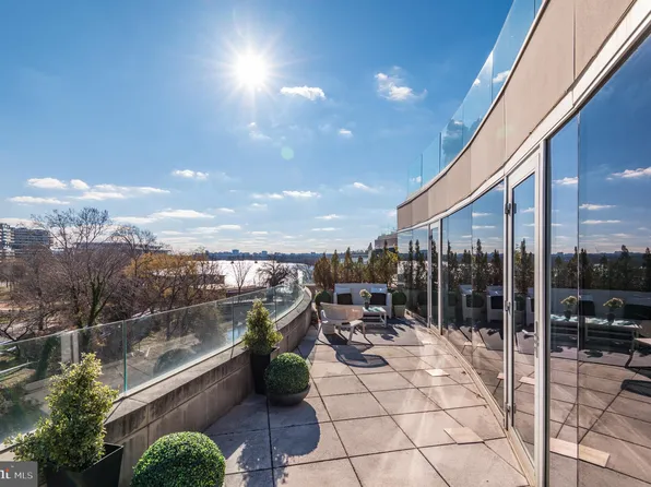 2900 K St NW #607, Washington, DC 20007