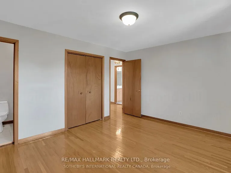 227 Elgin Mills Rd W — Photo 26