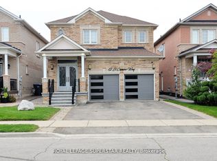 12 El Camino Way, Brampton, ON L7A 3C4