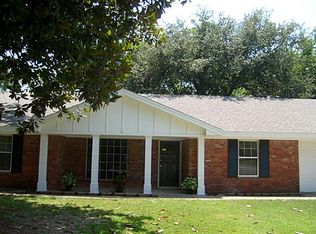 6316 Circleview Dr, Haltom City, TX 76180