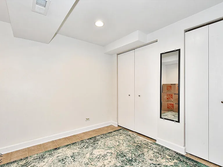 17323 Lakebrook Dr — Photo 23