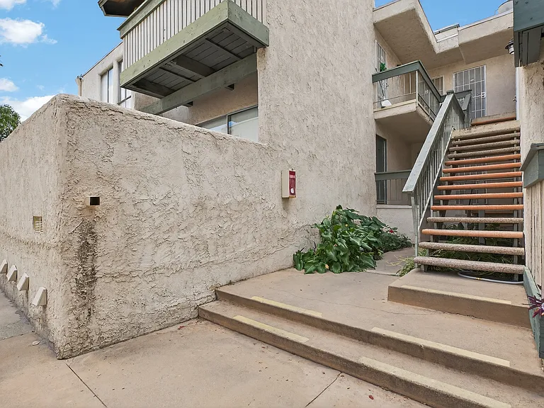 20234 Cantara St #220 — Photo 27