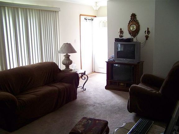 4th image of 6052 Morrow Dr