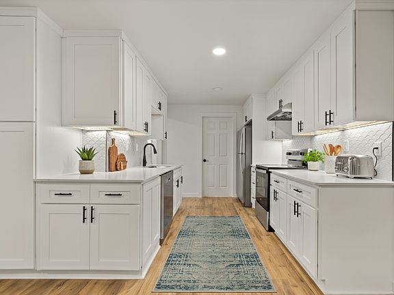 4th image of 4418 Rosedale St NW #121