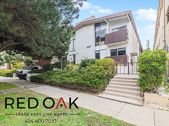 3rd image of 1007 Lincoln Blvd #4A