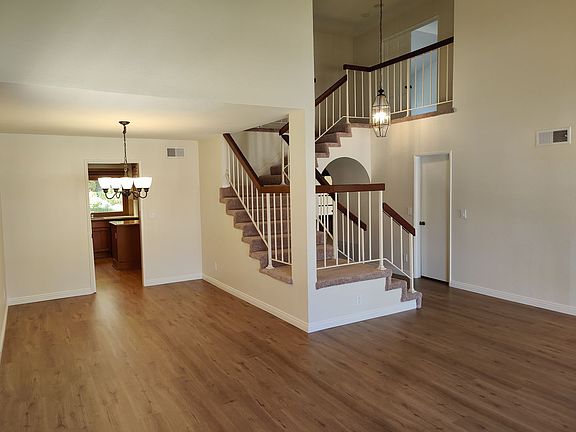 5th image of 769 Calle Las Colinas
