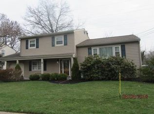 3 Zaydee Dr, Edison, NJ 08837