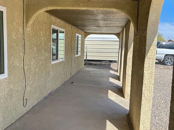 4th image of 185 Olive Ln