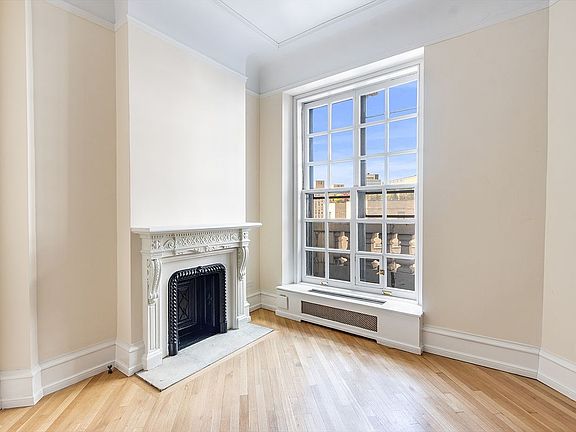 3rd image of 2109 Broadway APT 1360