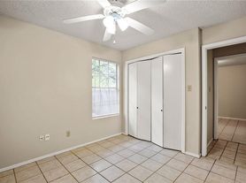 8807 Pineridge Dr, Austin, TX