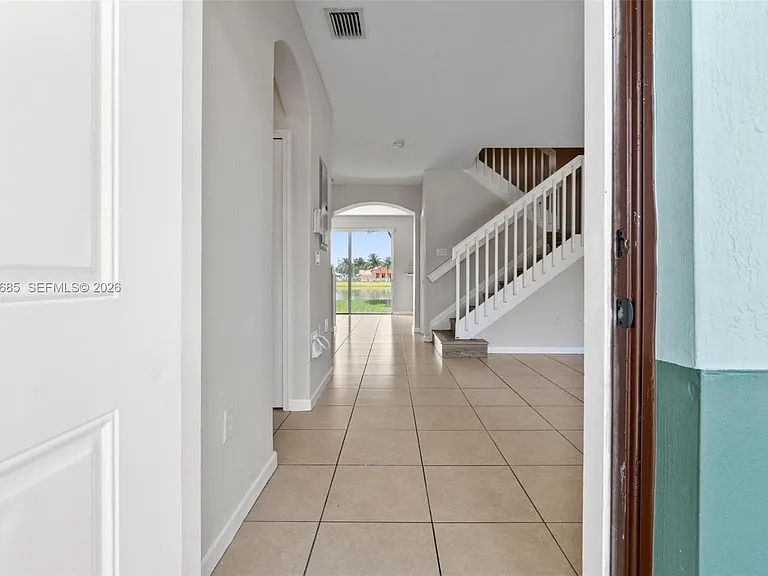 1458 SE 24th Ct #353 — Photo 3