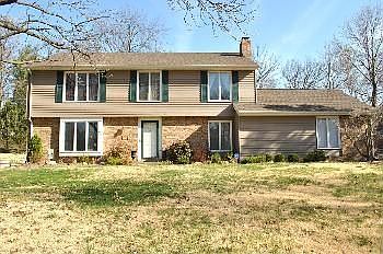 1st image of 423 Glenmeadow Dr