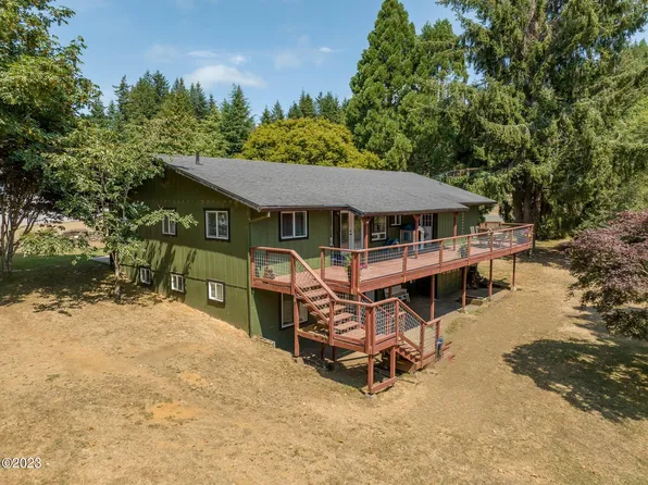 374 N Bear Creek Rd, Otis, OR 97368