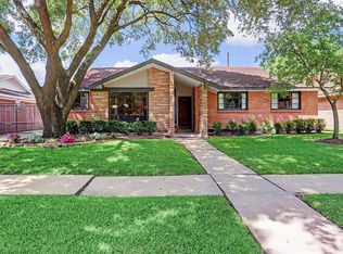 4106 Mischire Dr, Houston, TX 77025