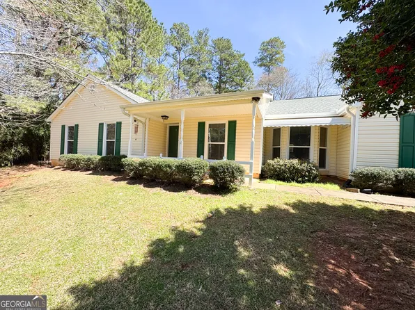 199 Lake Forest Dr, Lagrange, GA 30240