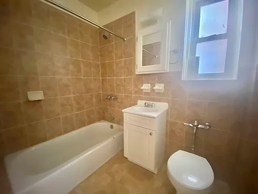 Rented by S&M Associates Realty LLC | media 6