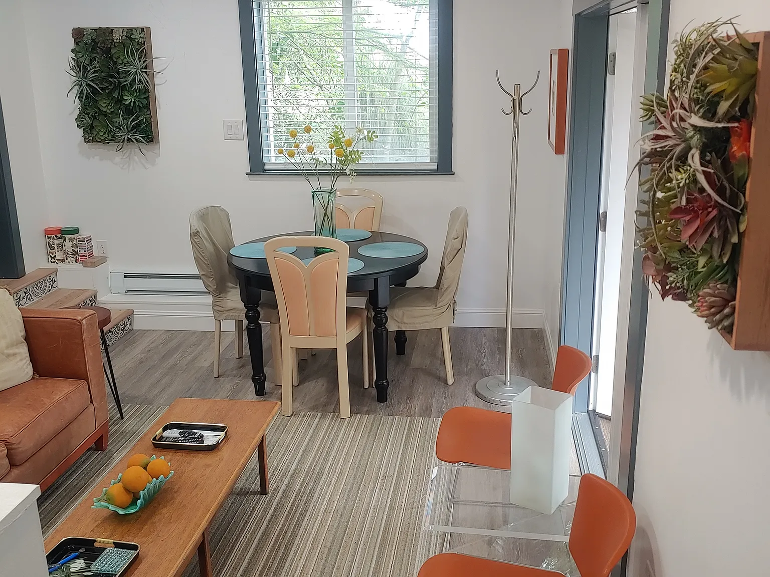 1119 Village Way — Photo 4