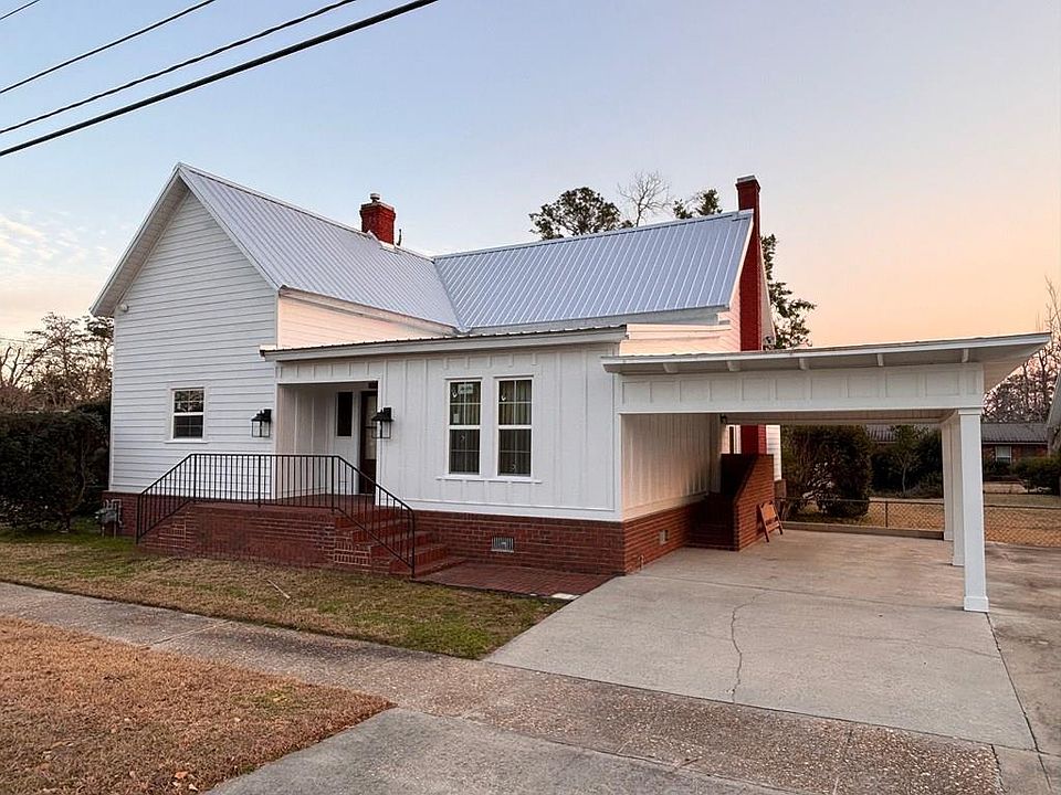 1st image of 206 E Lawson St