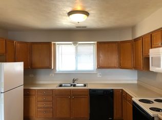 1003 Taft Ave #3B, Wheaton, IL 60189