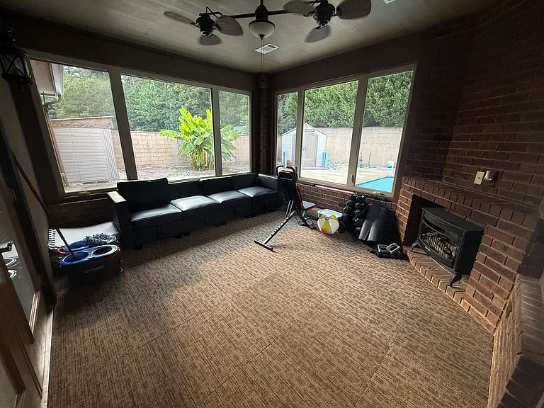 256 Mapleleaf Cir — Photo 10