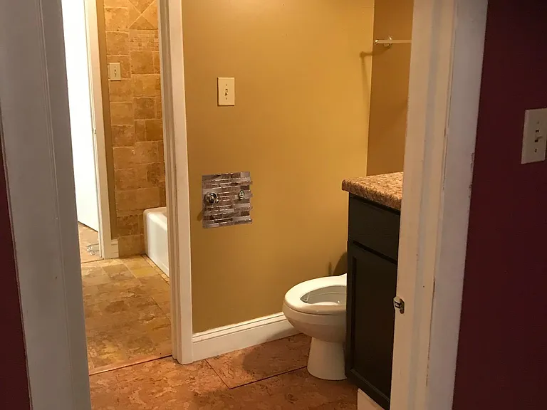 1213 Schaub Dr — Photo 5