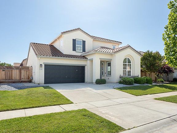 2nd image of 1934 Whitewater Dr