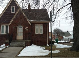 15579 Glander Ave, Eastpointe, MI 48021