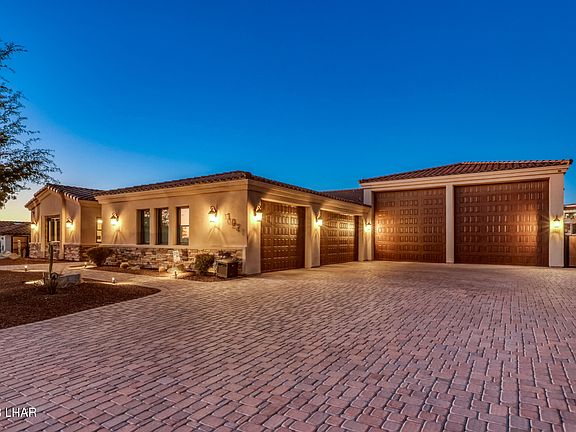 2nd image of 1021 Avienda Del Sol