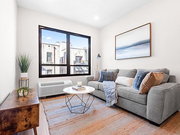 5th image of 89 Jordan Ave #603