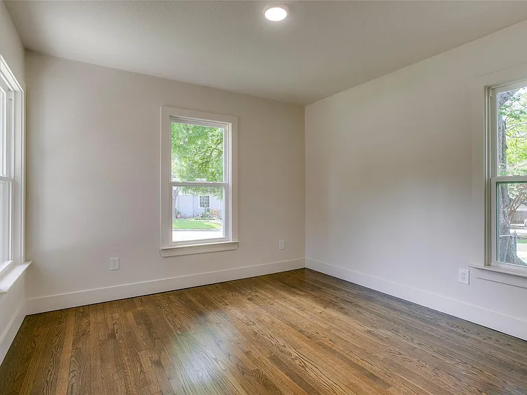 3407 La Verne Ave — Photo 13
